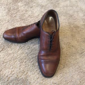 Allen Edmonds Size 71/2 Men’s Brown Leather Byron Oxford Shoes.